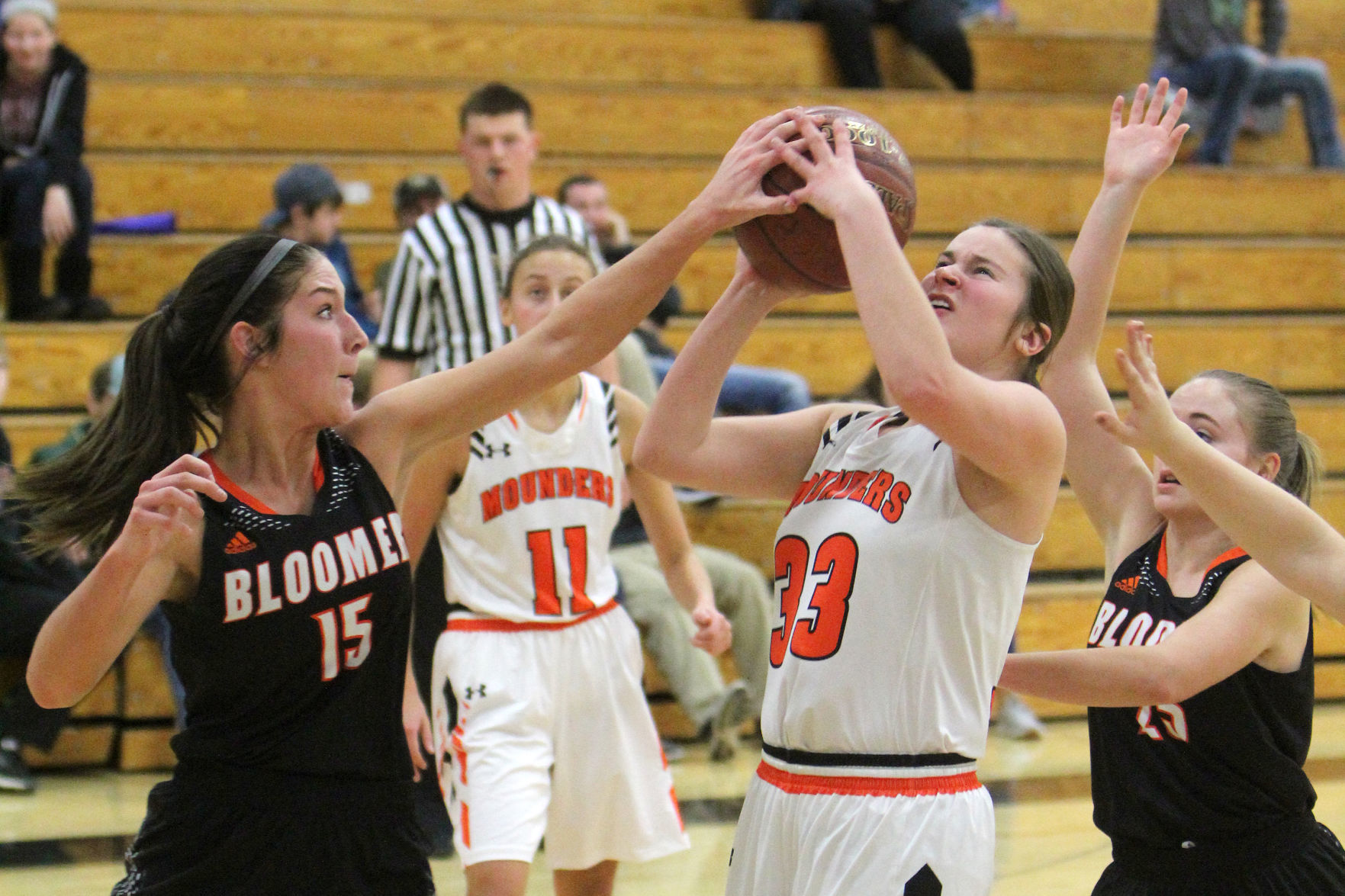 Bloomer at Elk Mound girls basketball 11-20-18